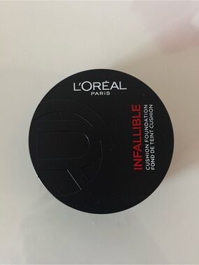 L'Oréal Infallible Cushion Foundation - Shade 130 Warm
